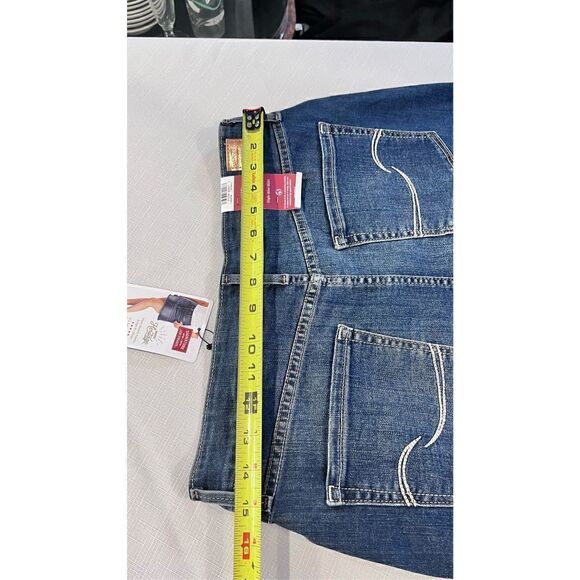 Levi's Womens Raw Edge Straight Denim Jean Mini Skirt Blue Medium Wash Size 8 - Picture 11 of 12